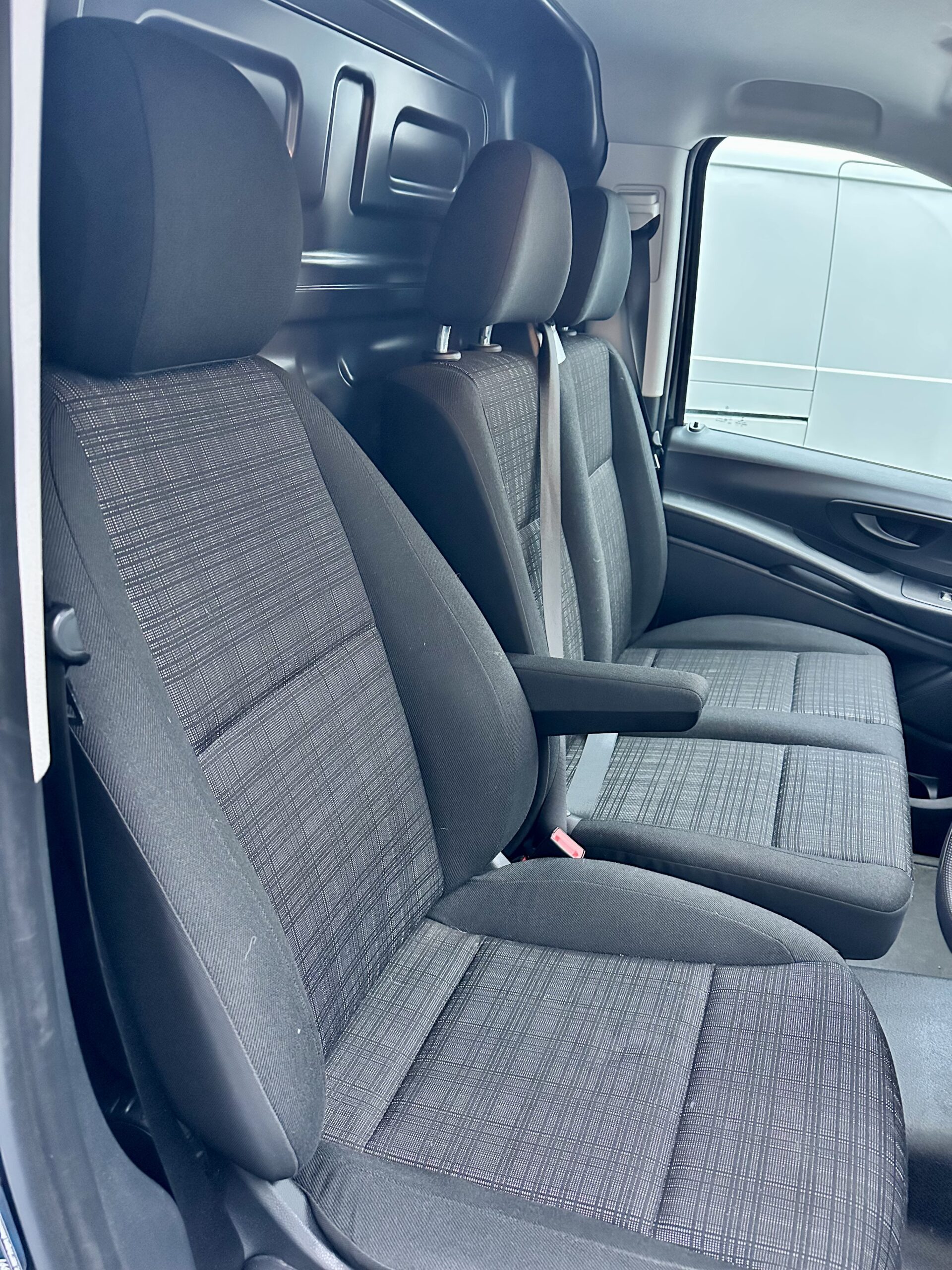 
								2020 MERCEDES-BENZ E -VITO L2 41KW full									