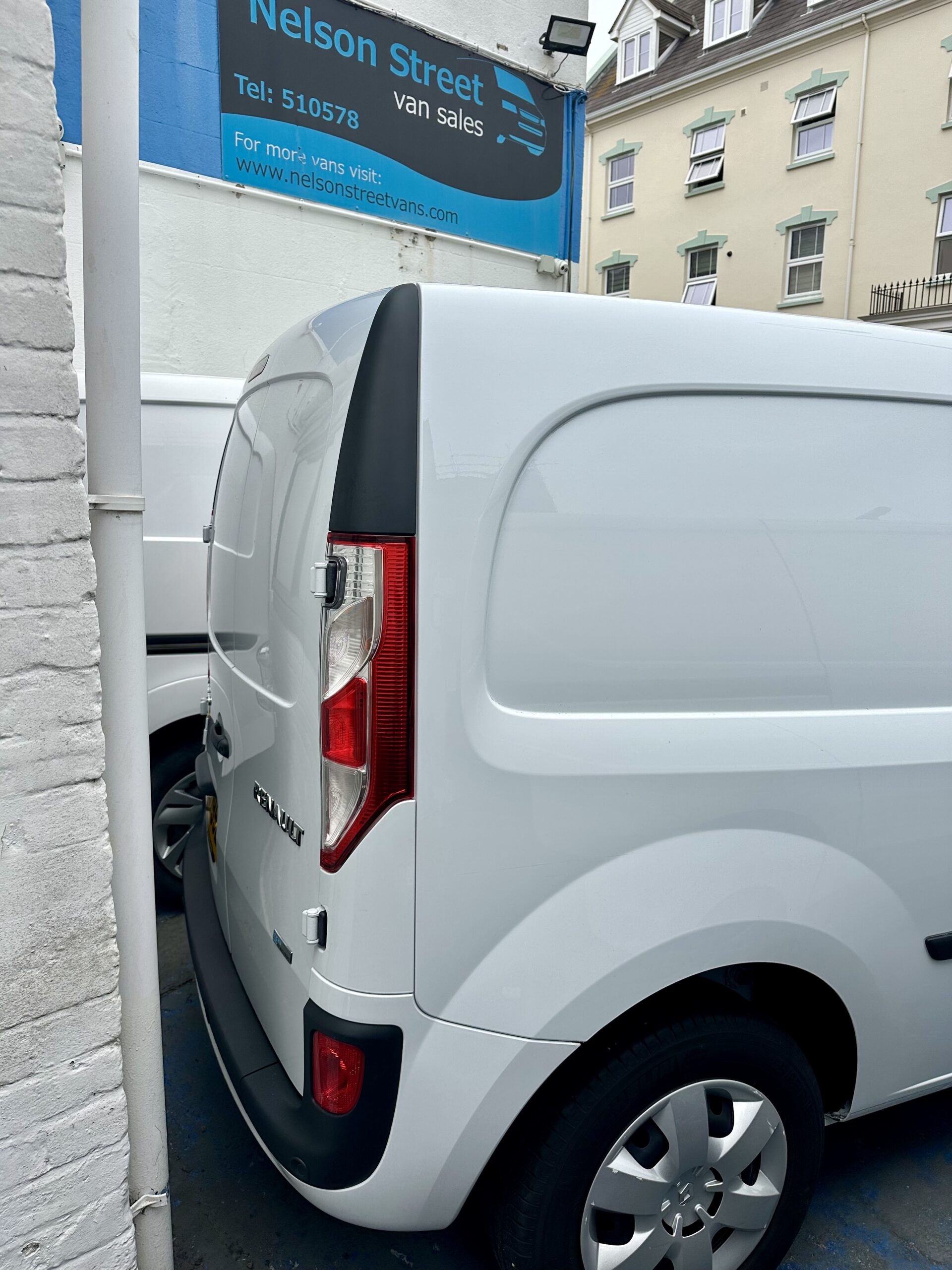 
								2021 RENAULT KANGOO ZE BUSINESS + full									