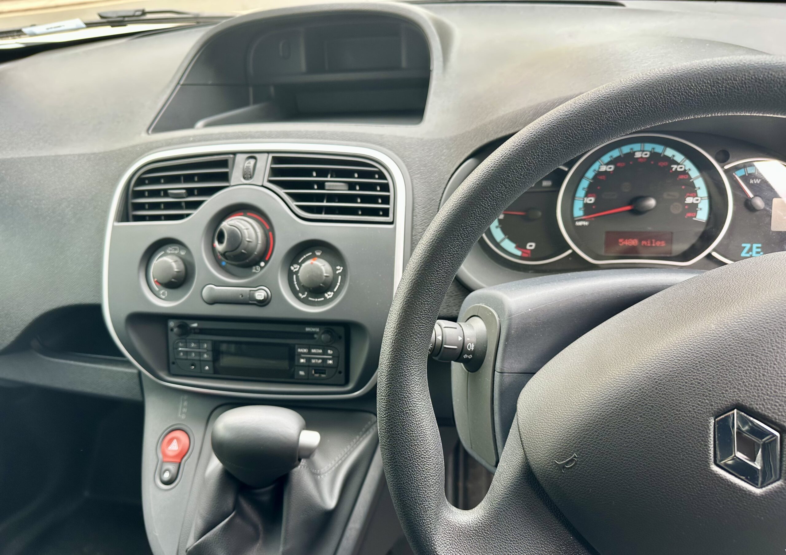 
								2021 RENAULT KANGOO ZE BUSINESS + full									