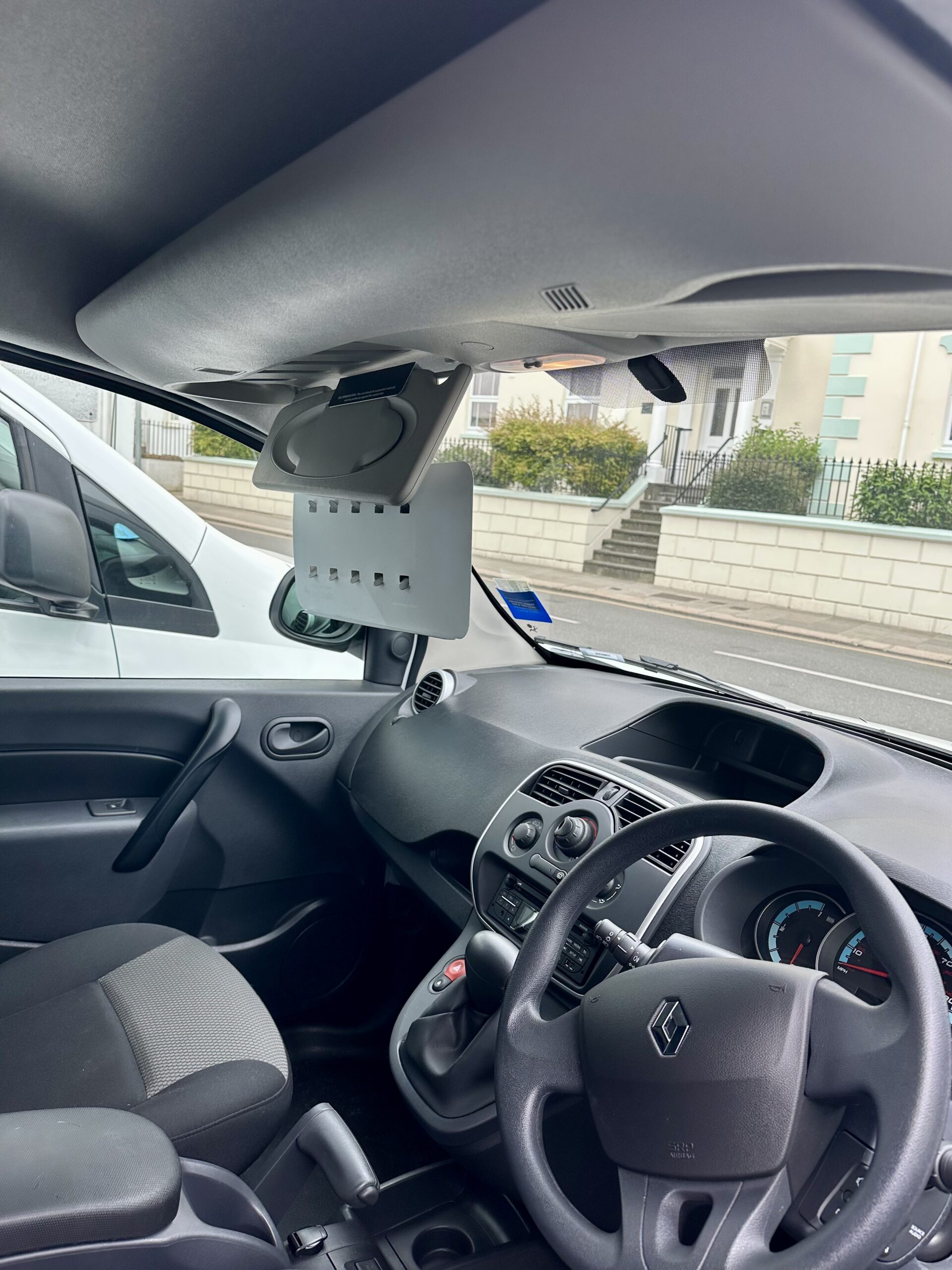 
								2021 RENAULT KANGOO ZE BUSINESS + full									