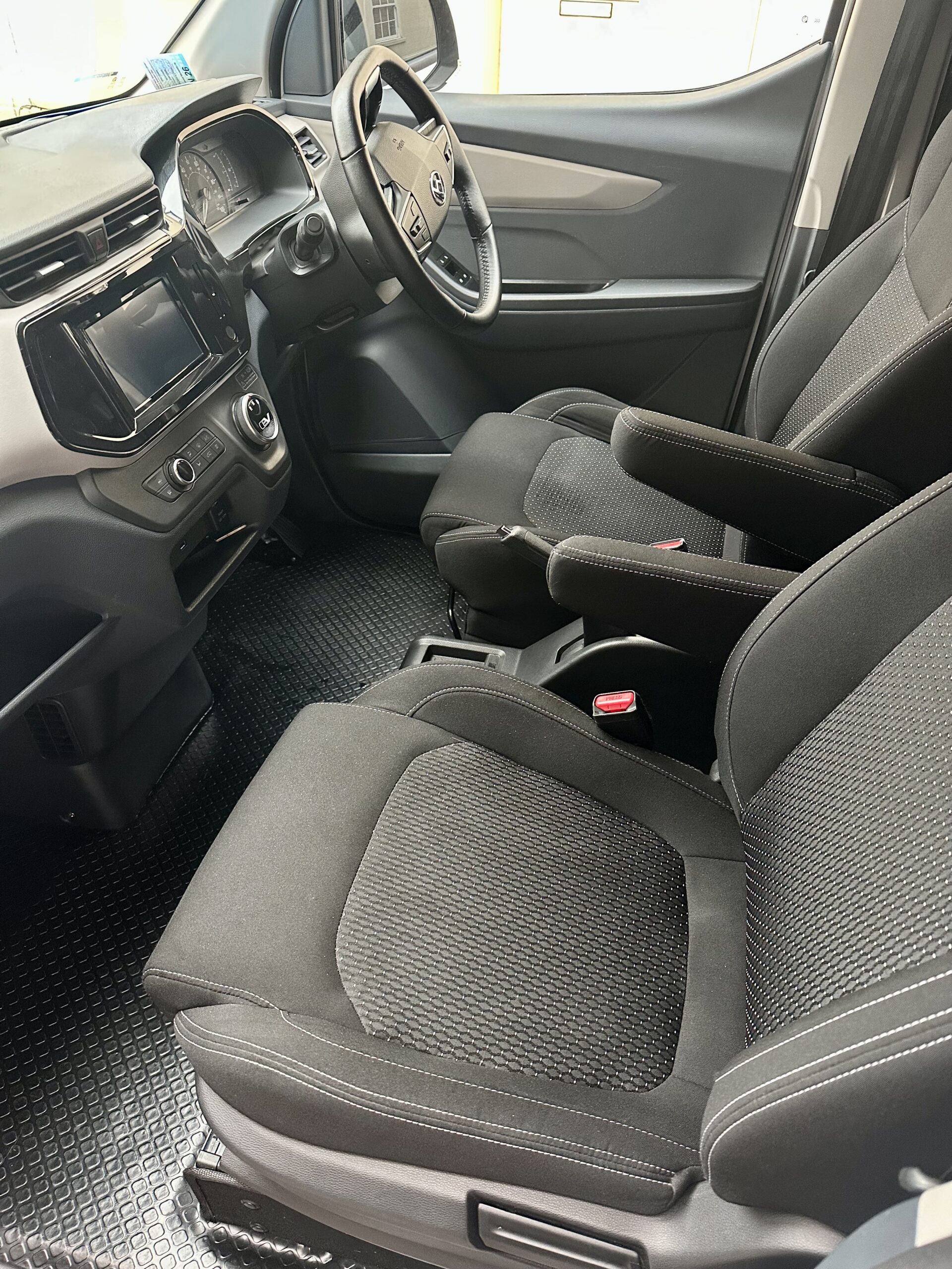 
								2022 MAXUS E DELIVER 50.23KWh Auto FWD L1 5dr full									