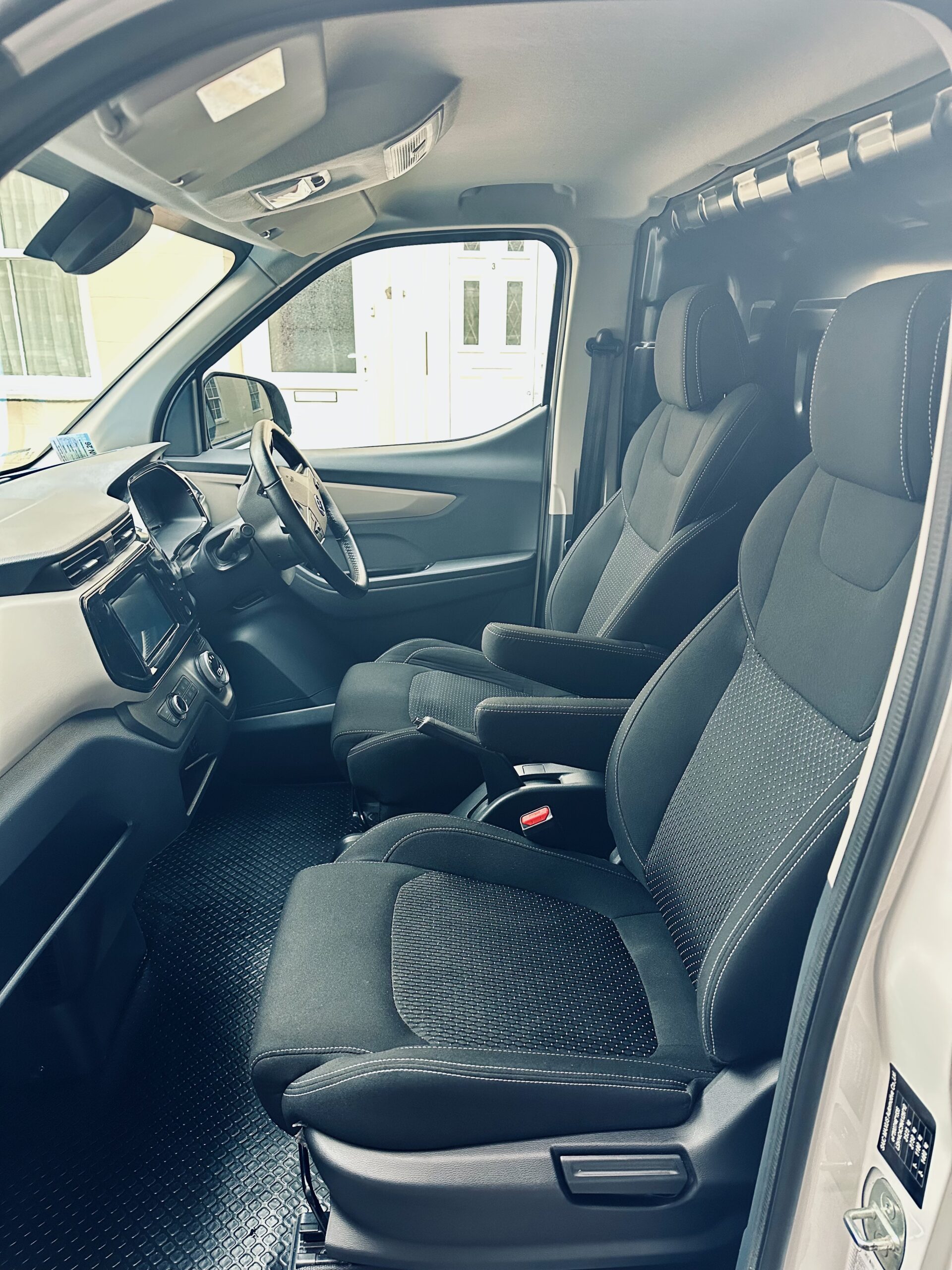 
								2022 MAXUS E DELIVER 50.23KWh Auto FWD L1 5dr full									