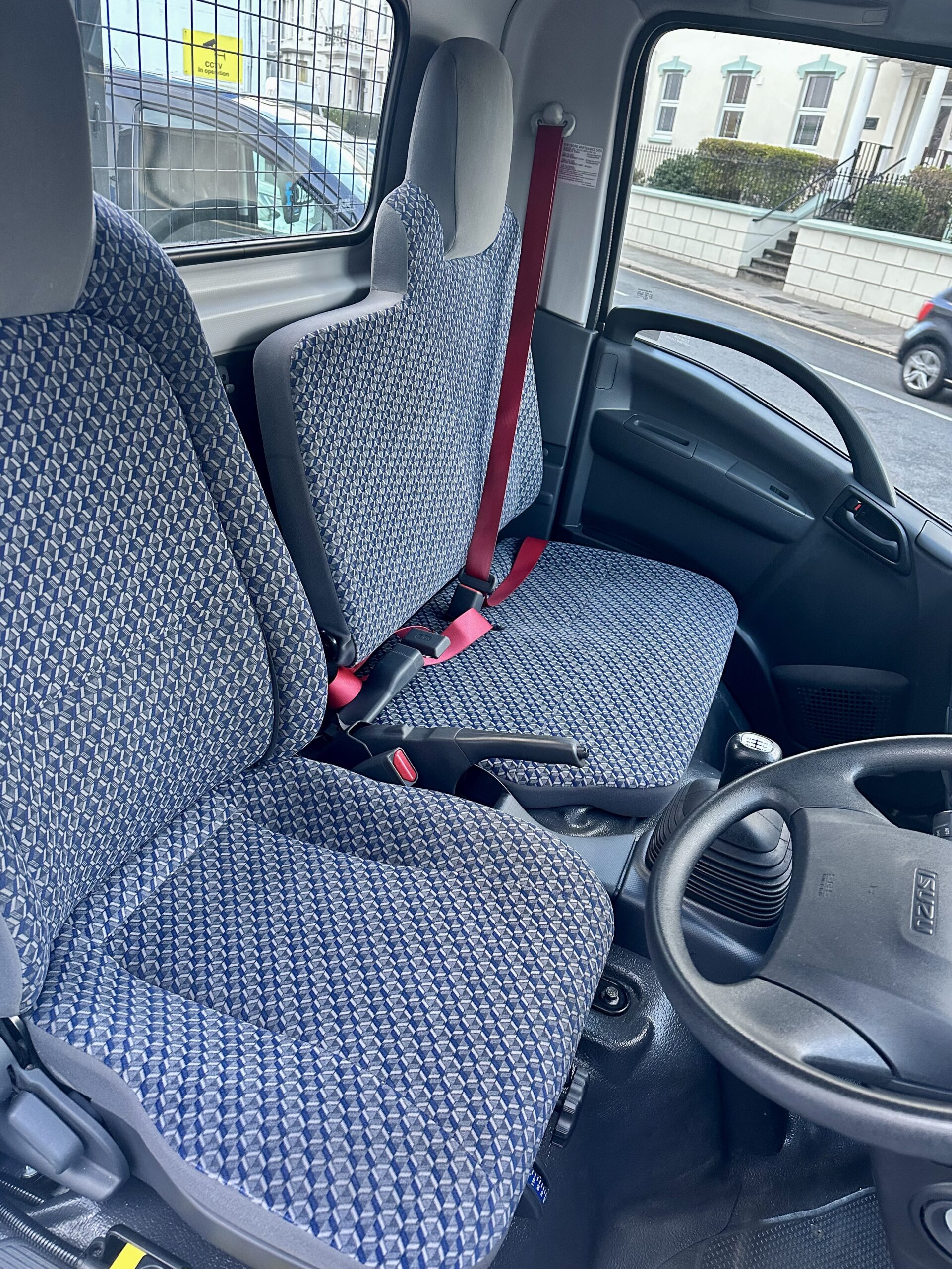 
								2023 ISUZU GRAFTER 3.5 TON TIPPER full									