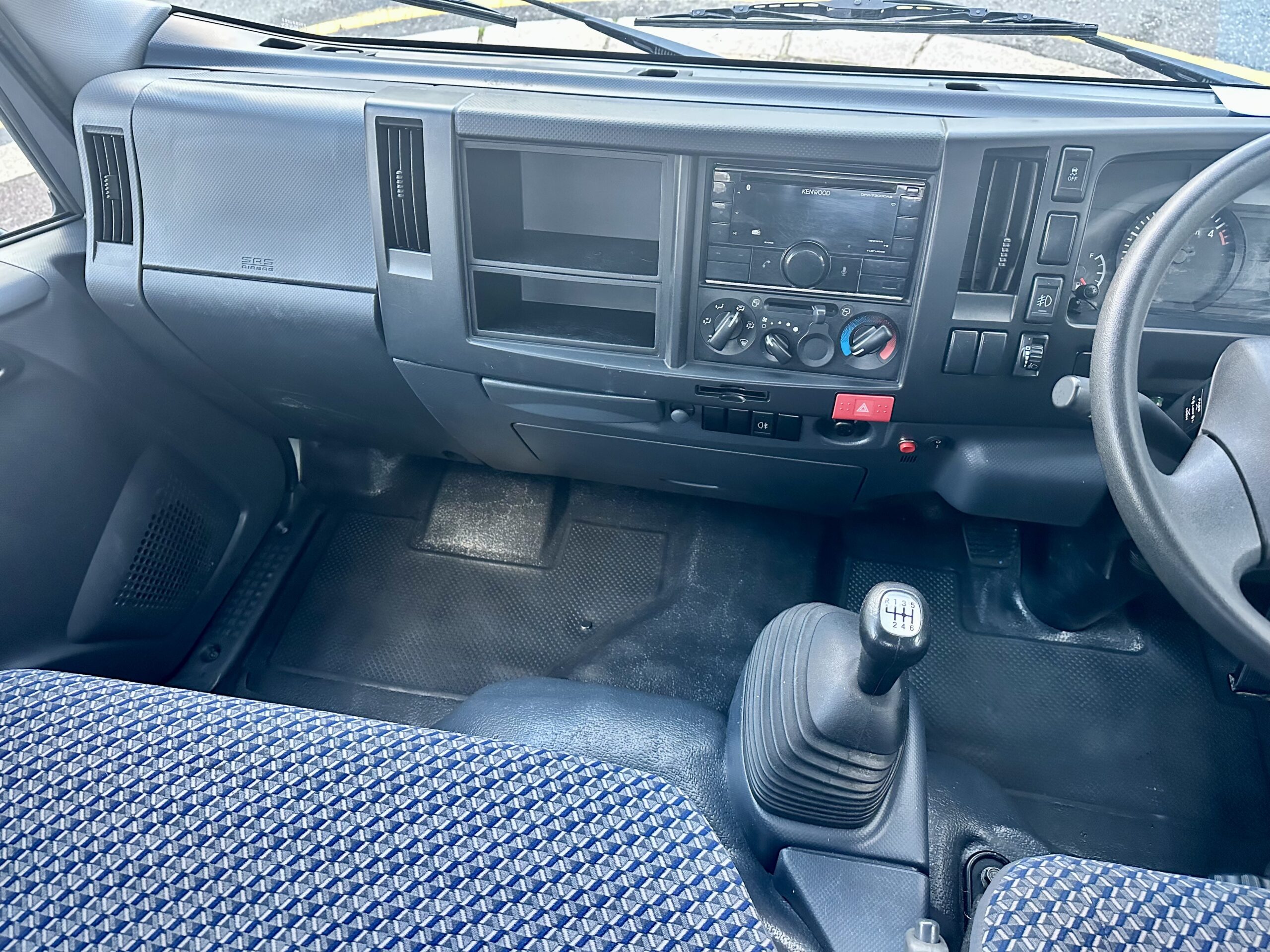 
								2023 ISUZU GRAFTER 3.5 TON TIPPER full									