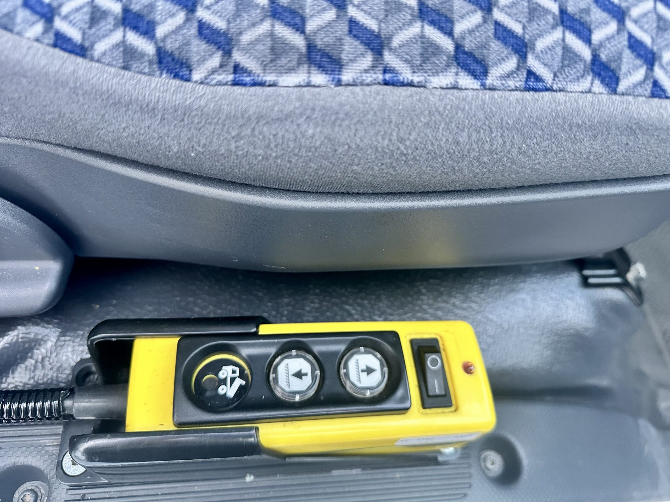 
								2023 ISUZU GRAFTER 3.5 TON TIPPER full									