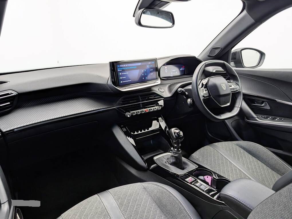 
								PEUGEOT 2008 1.2 PURETECH 130 ALLURE 5DR full									