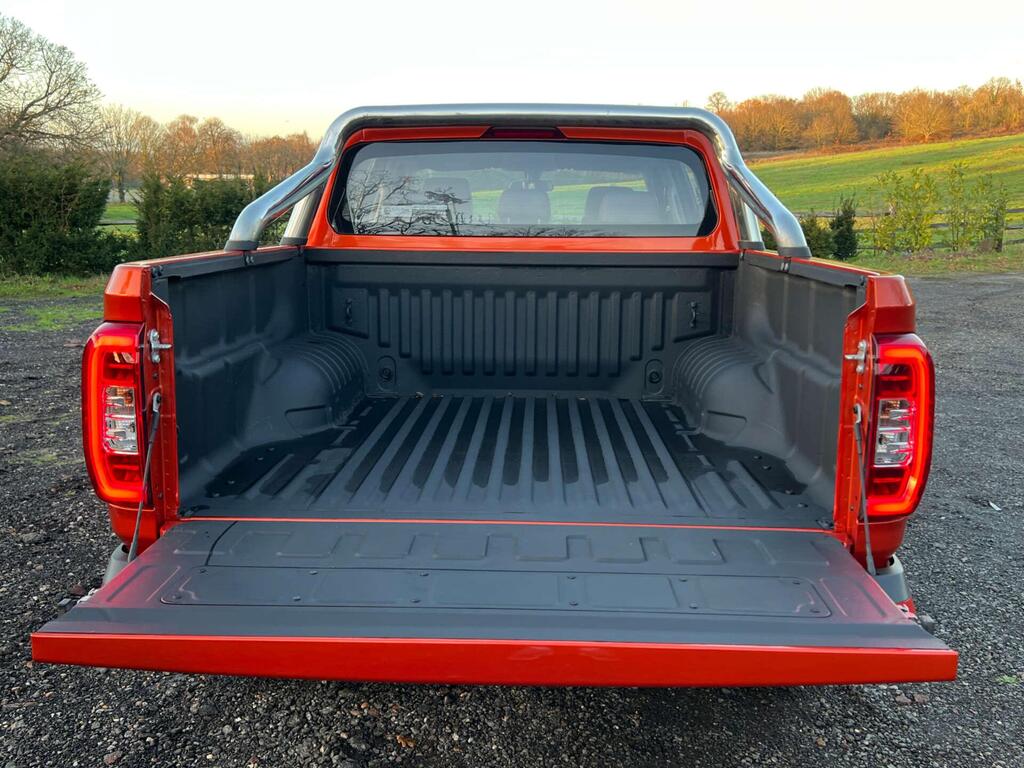 
								MAXUS T90EV 130KW 88.5KWH ELITE CrewCab Pick-up full									