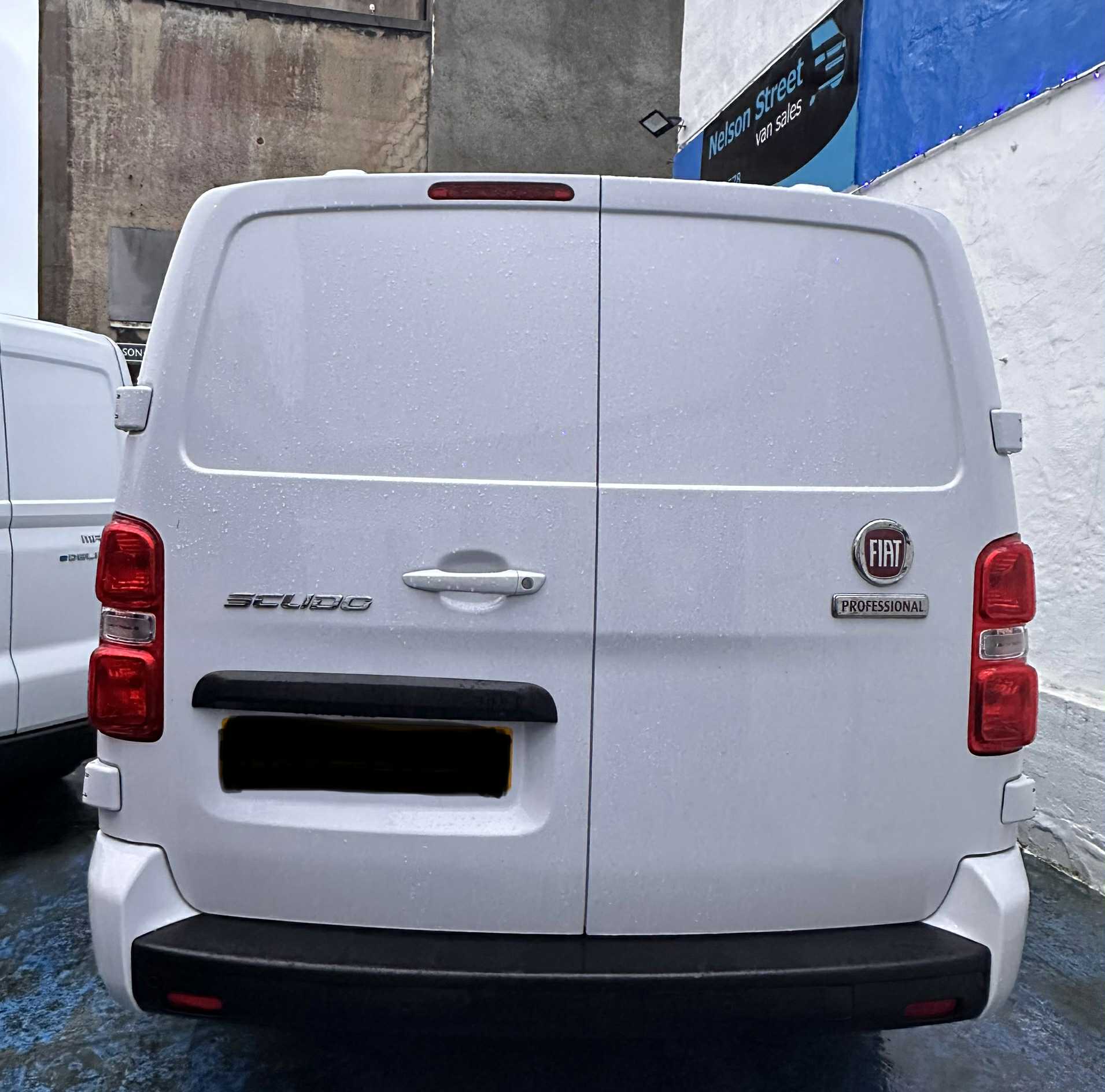 
								FIAT SCUDO L2 DIESEL 1.5 BlueHDi 100 Primo Van full									