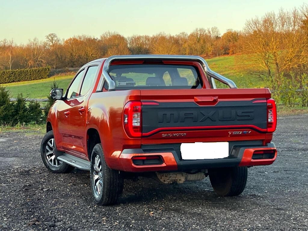 
								MAXUS T90EV 130KW 88.5KWH ELITE CrewCab Pick-up full									