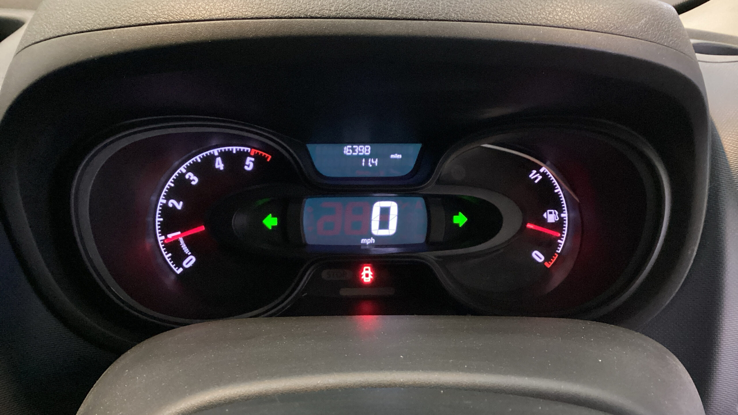 
								VAUXHALL VIVARO 2.7T 1.6 CDTI 95 ECOTEC SWB PanelVan full									