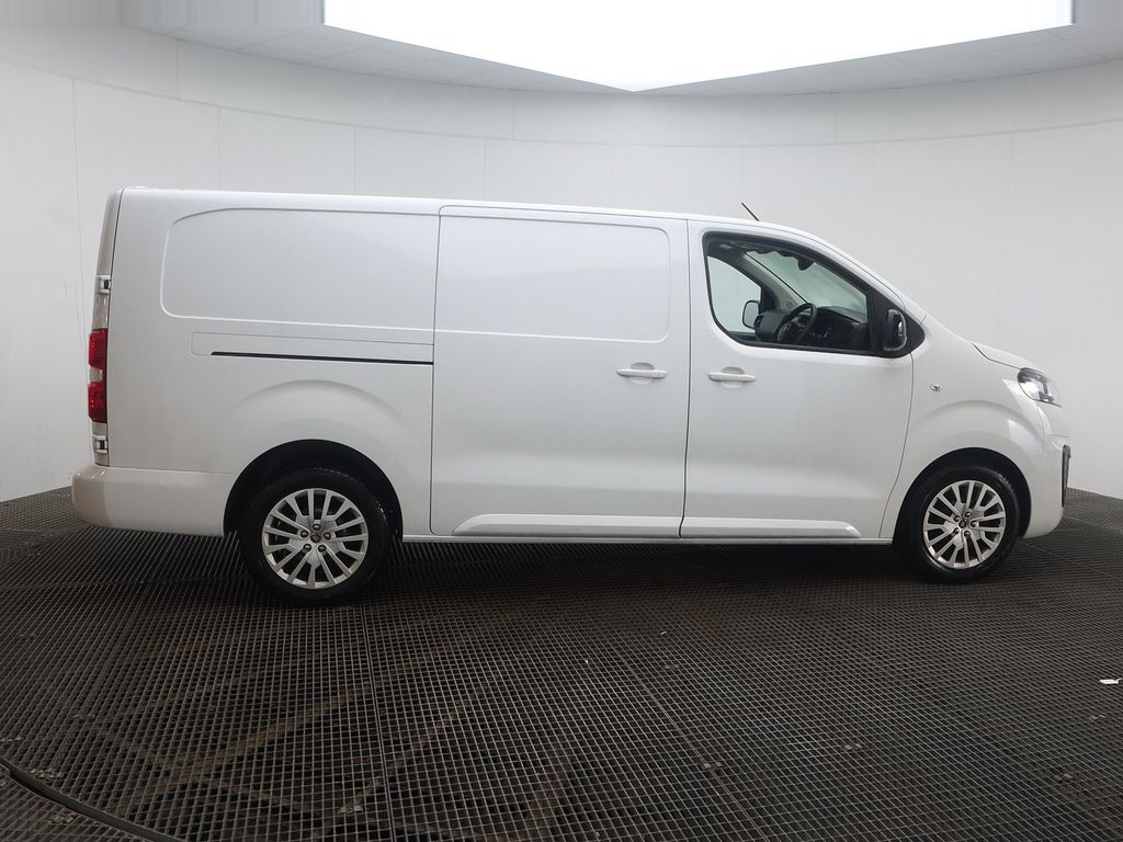 
								FIAT SCUDO L2 DIESEL 1.5 BlueHDi 100 Primo Van full									