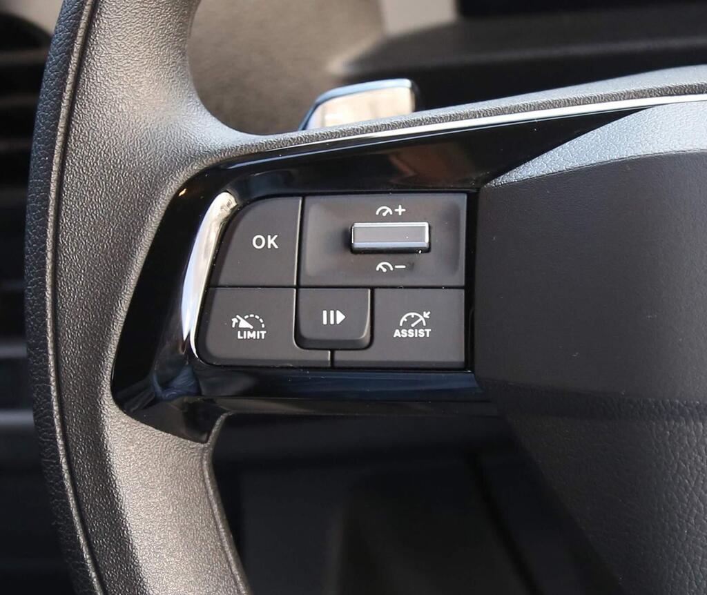 
								VAUXHALL VIVARO XL ELECTRIC 100kW 75kWh Prime H1 Van Auto full									