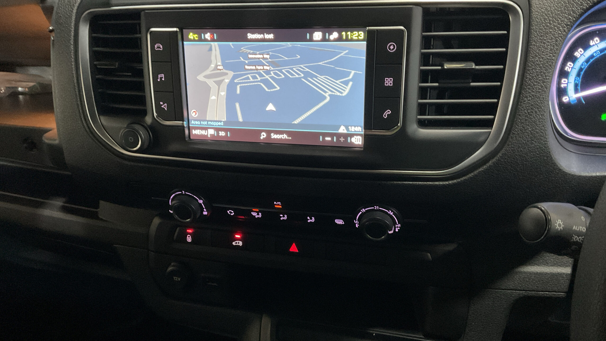 
								PEUGEOT E-EXPERT 1000 100KW 75KWH LONG ASPHALT PREM+ PanelVan full									