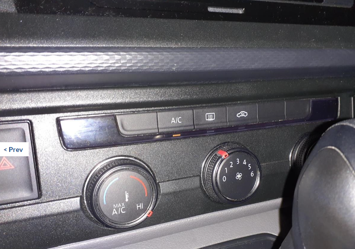 
								VOLKSWAGEN TRANSPORTER T30 SWB DIESEL 2.0 TDI 150 Highline Kombi Van DSG Semi-Automatic – Diesel – 2.0L – full									