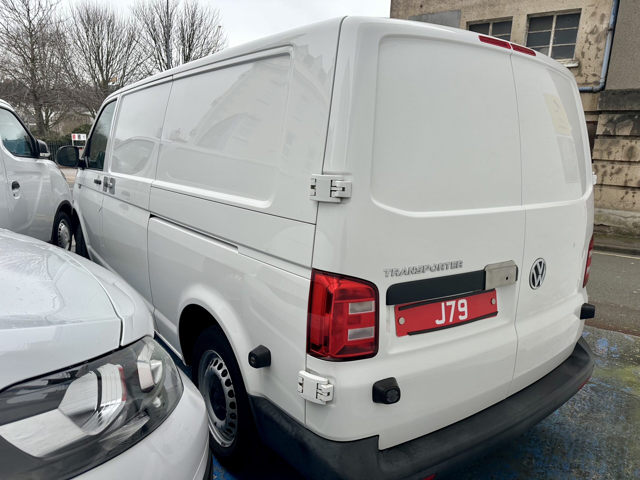 
								VOLKSWAGEN TRANSPORTER T30 2.0 TDI 102 BMT S/L BUSINESS LWB PanelVan full									