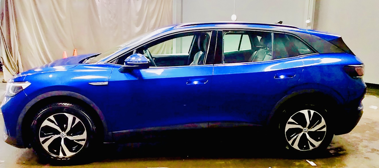 
								VOLKSWAGEN ID.4 109KW LIFE PURE 52KWH 5DR AUTO full									