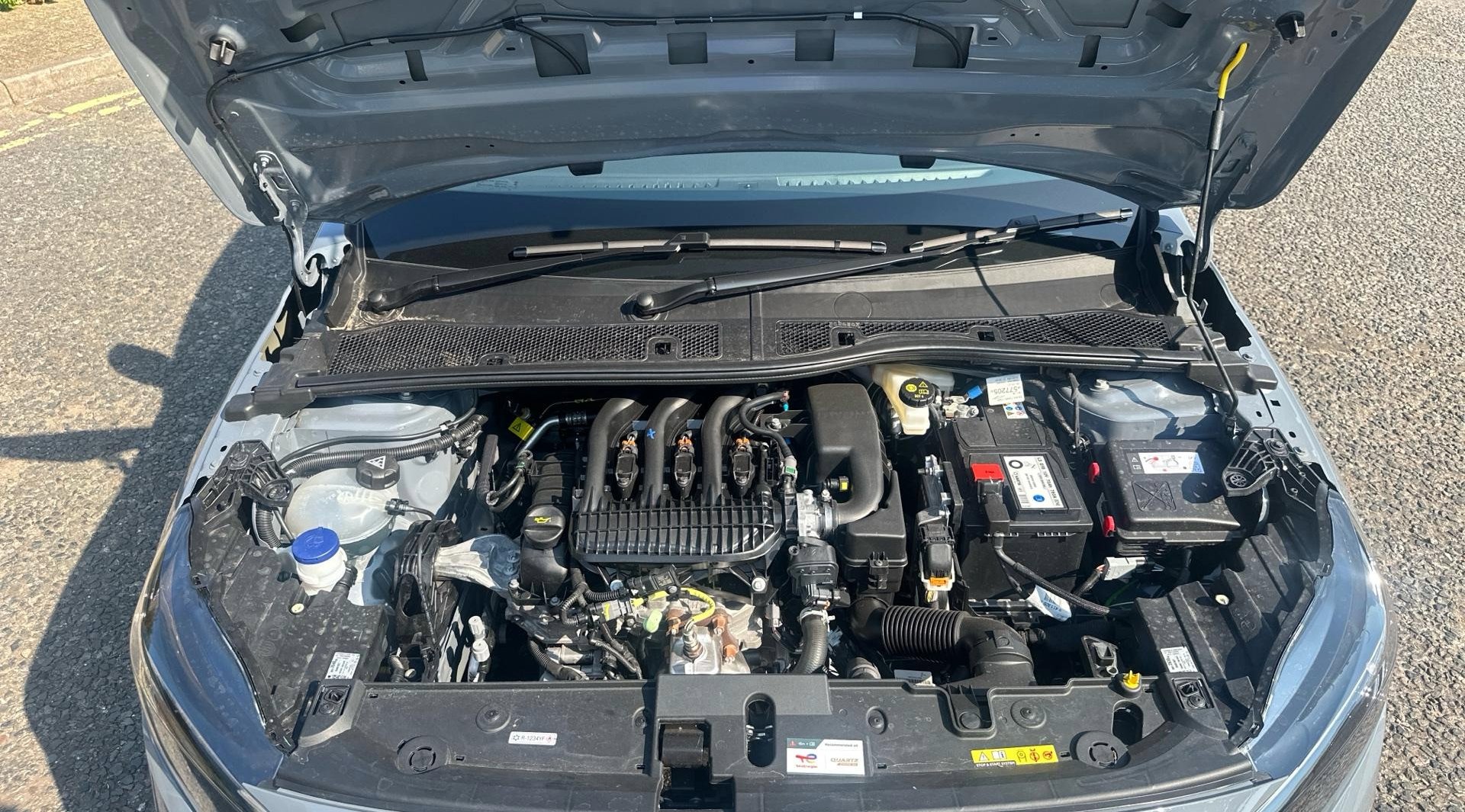 
								2024 VAUXHALL CORSA 1.2 GS 5dr Manual – Petrol – 1.2L – 5 Door Hatchback full									