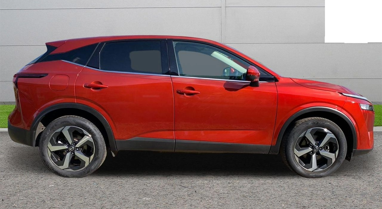 
								NISSAN QASHQAI 1.3 DiG-T MH Visia 5dr Manual – Petrol/Hybrid – 1.3L – 5 Door Hatchback full									