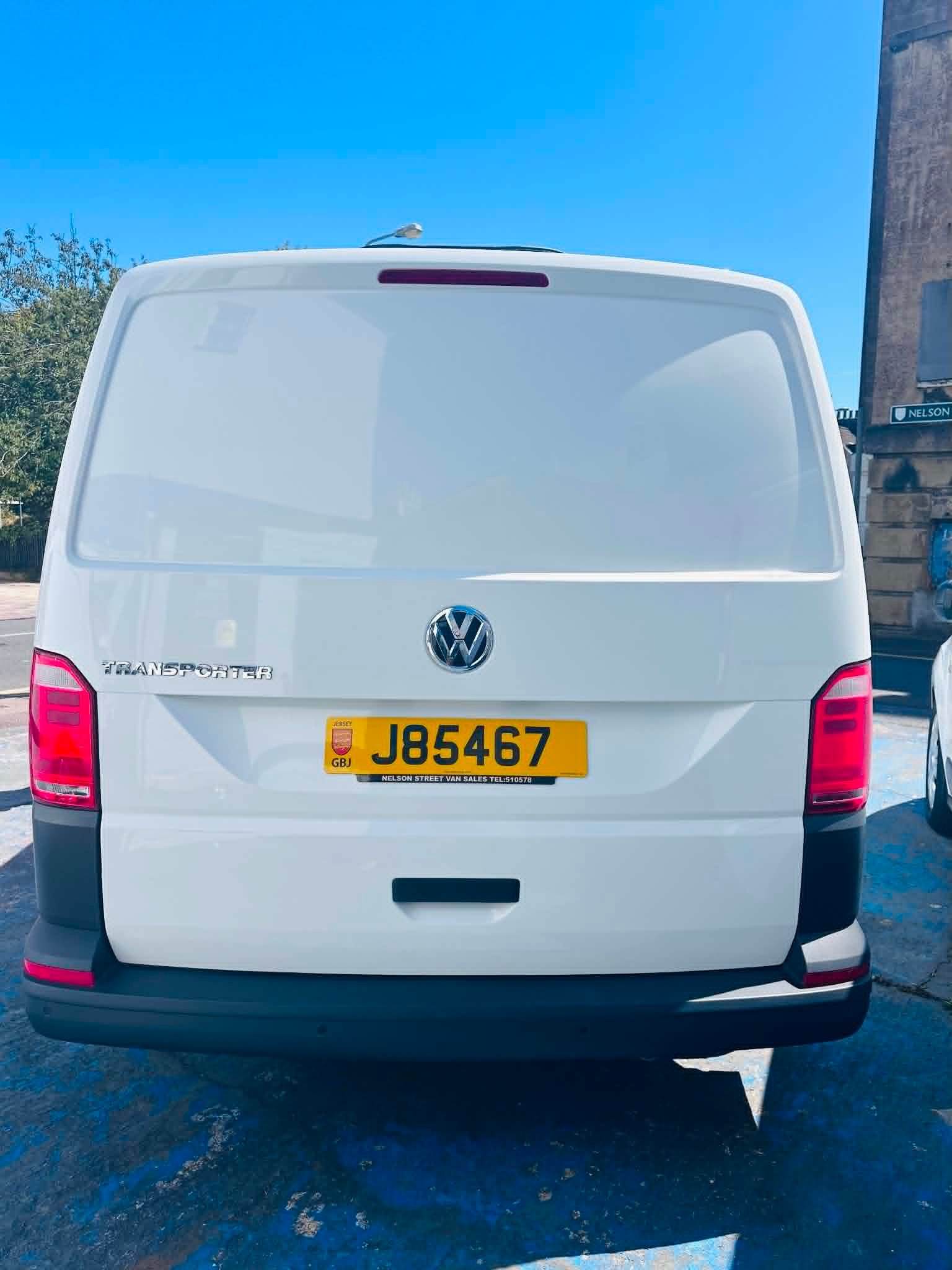 
								2019 Volkswagen TRANSPORTER T30 LWB full									