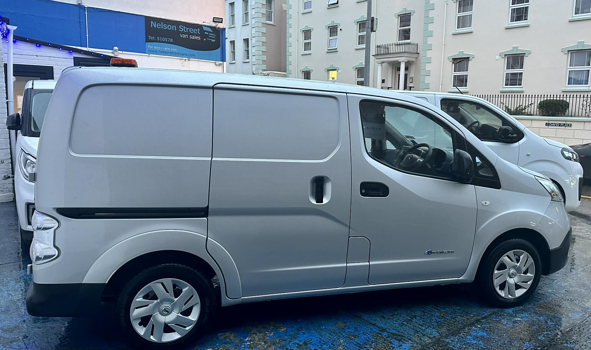 
								2020 NISSAN E- NV200 ACENTA full									