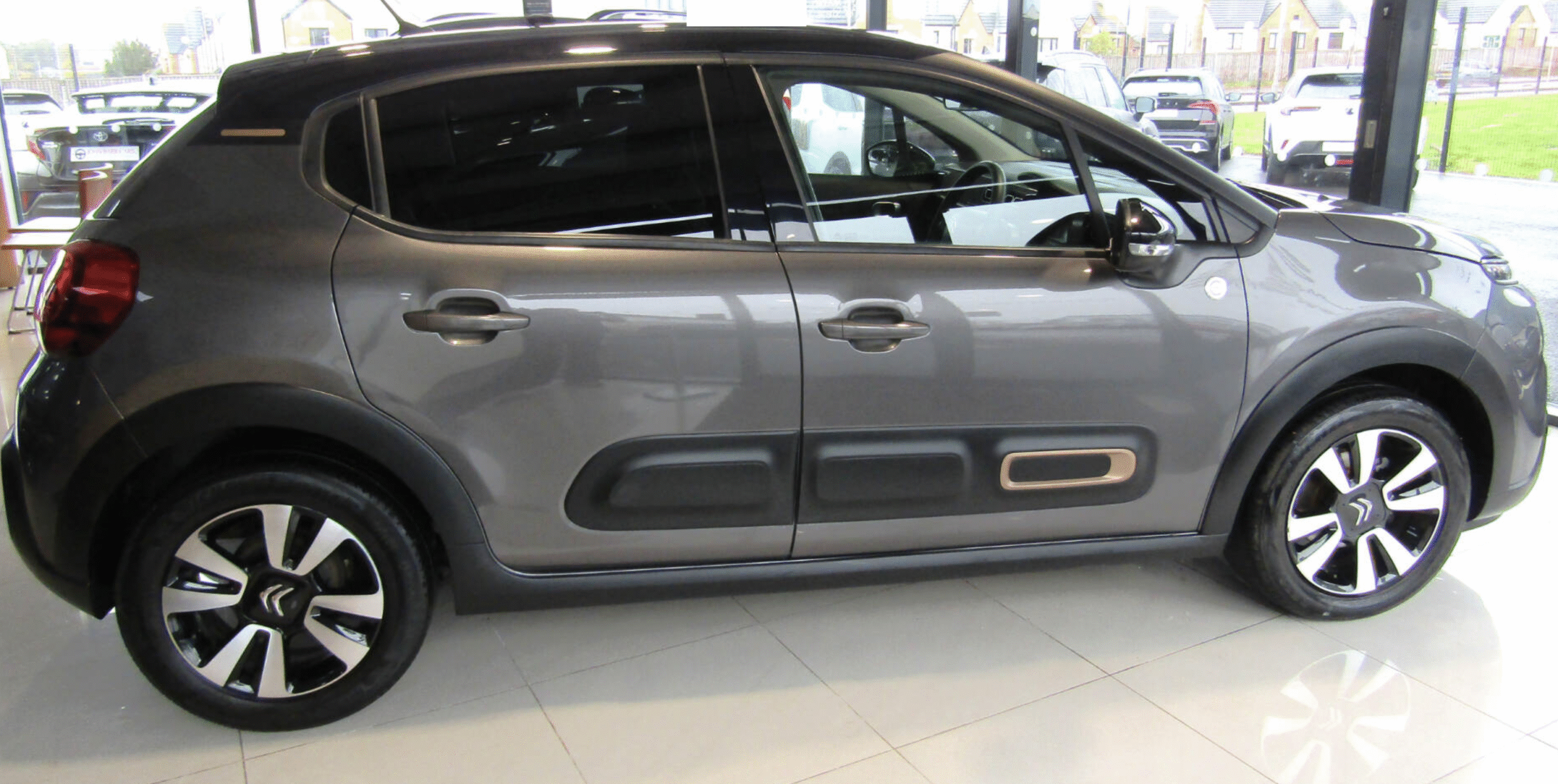 
								CITROEN C3 1.2 PureTech C-Series Edition 5dr Manual – Petrol – 1.2L – 5 Door Hatchback full									