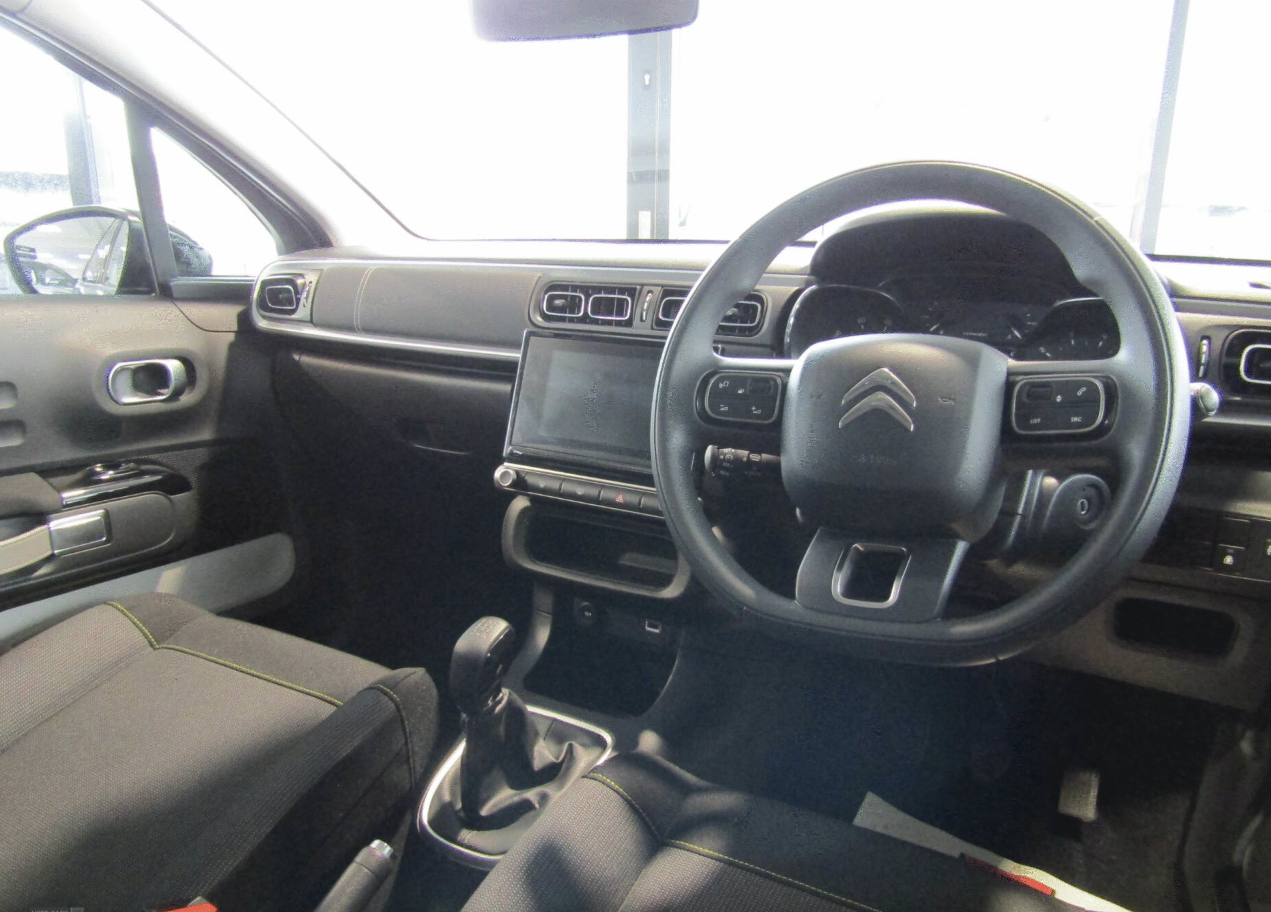 
								CITROEN C3 1.2 PureTech C-Series Edition 5dr Manual – Petrol – 1.2L – 5 Door Hatchback full									