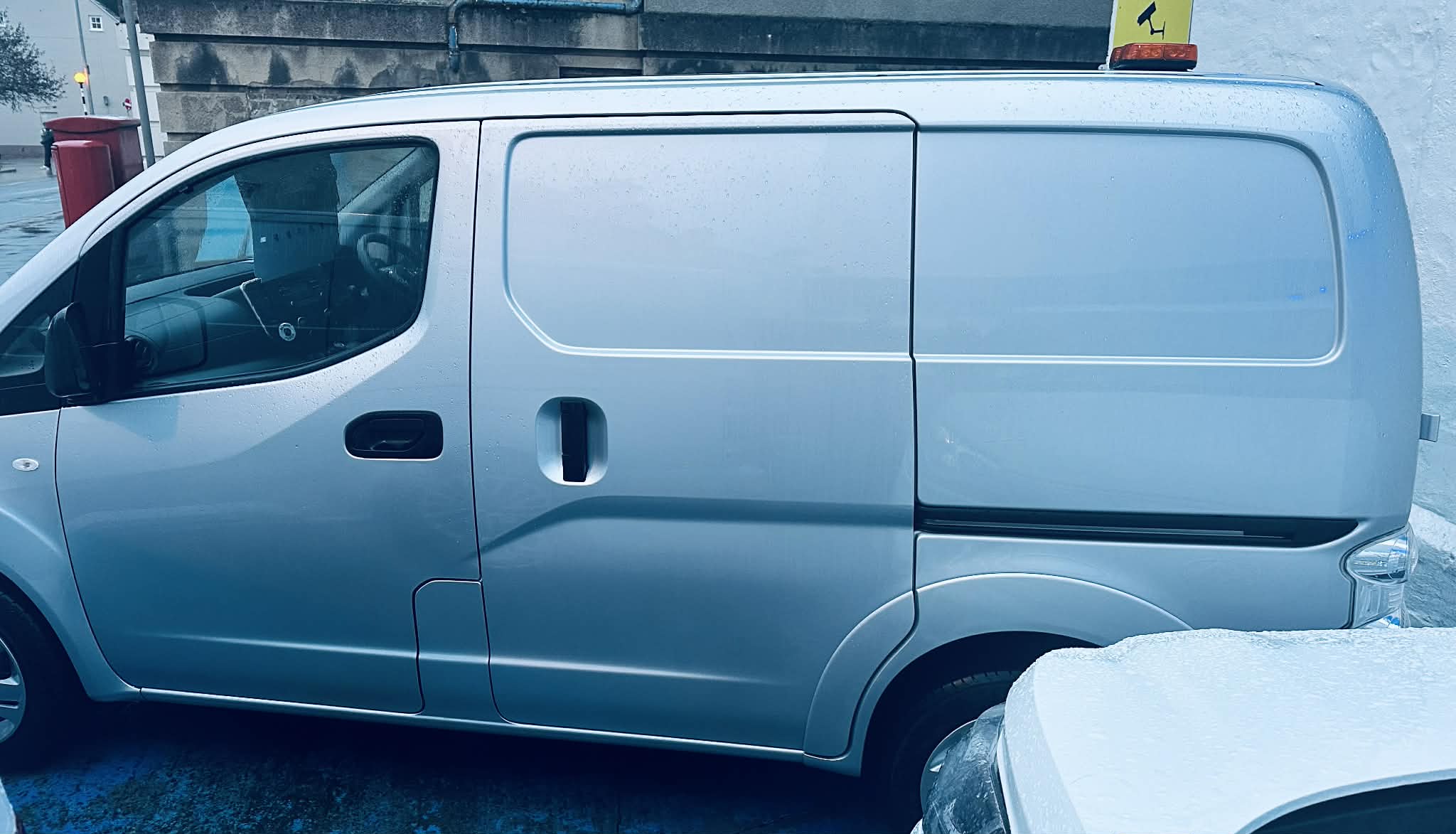 
								2020 NISSAN E- NV200 ACENTA full									