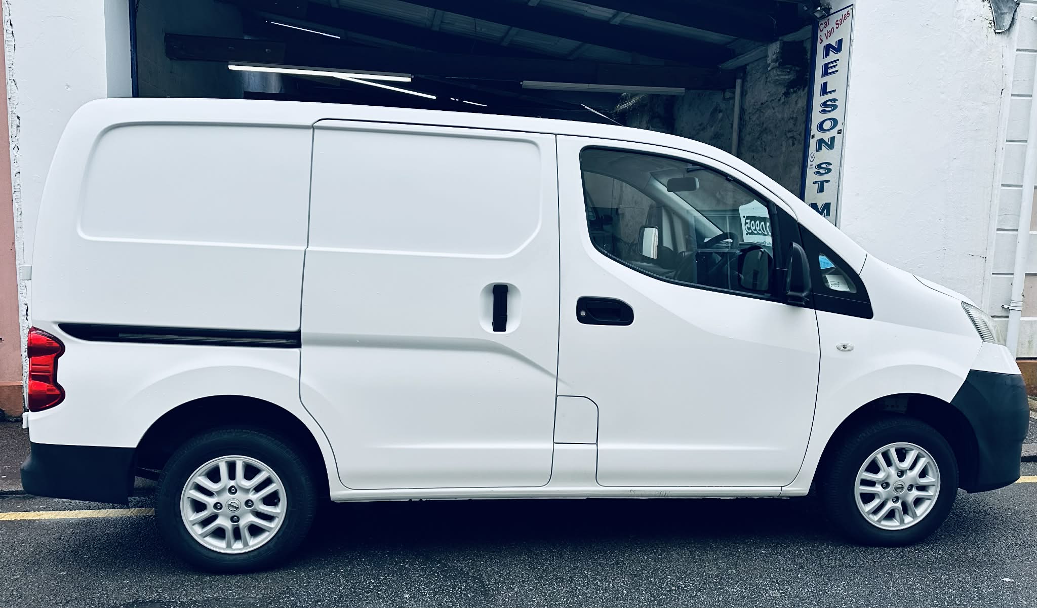 
								NISSAN NV 200 ACENTA full									